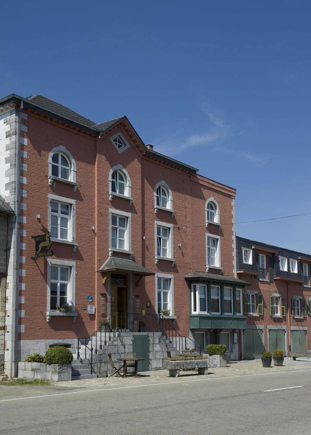 Hotel Beau Sejour Villers-sur-Lesse Exterior foto