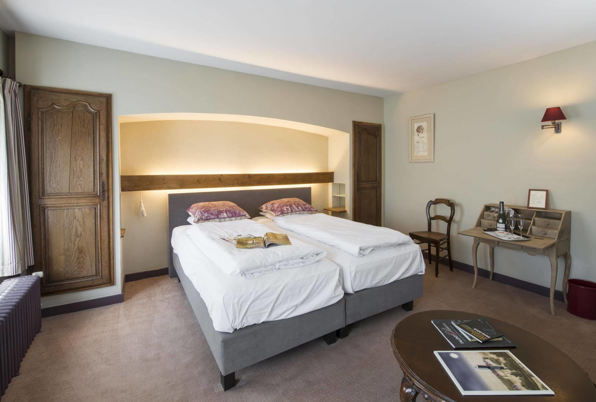 Hotel Beau Sejour Villers-sur-Lesse Exterior foto